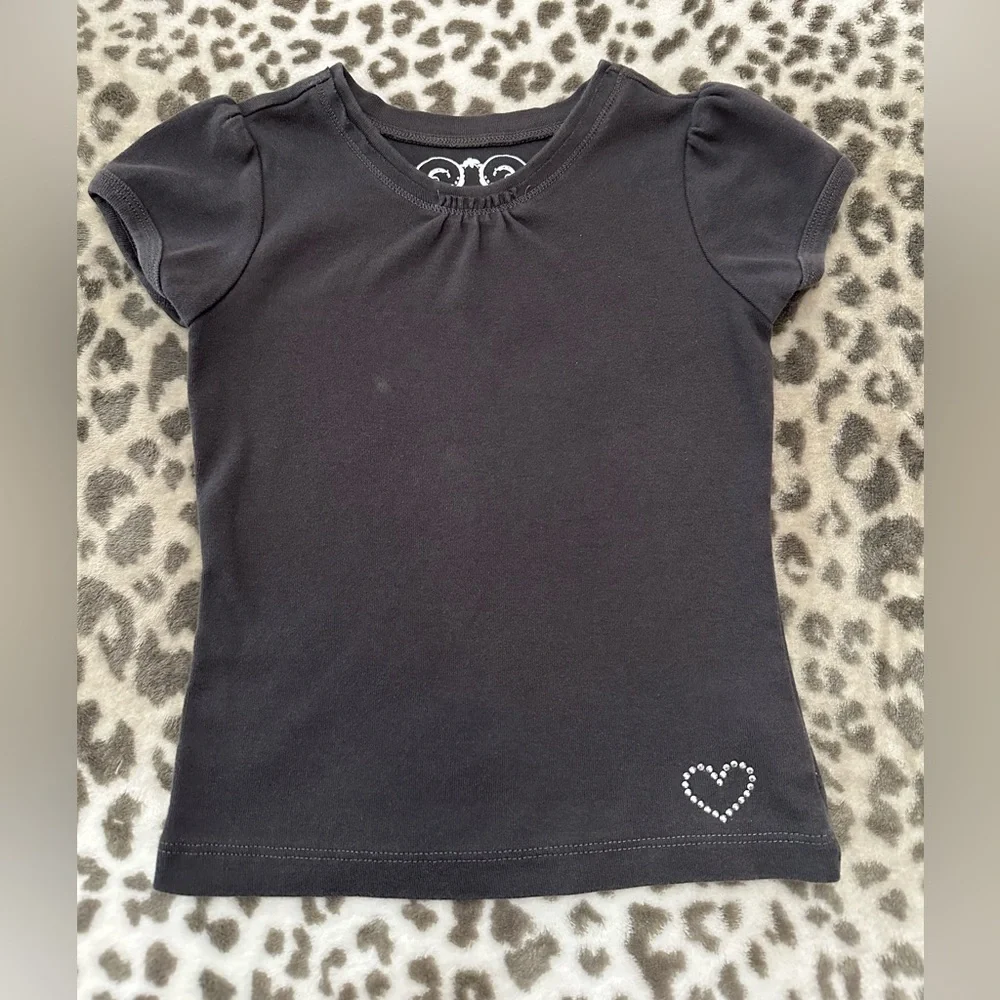The Children’s Place Solid T-Shirt in Gray Size XS 4 Girls